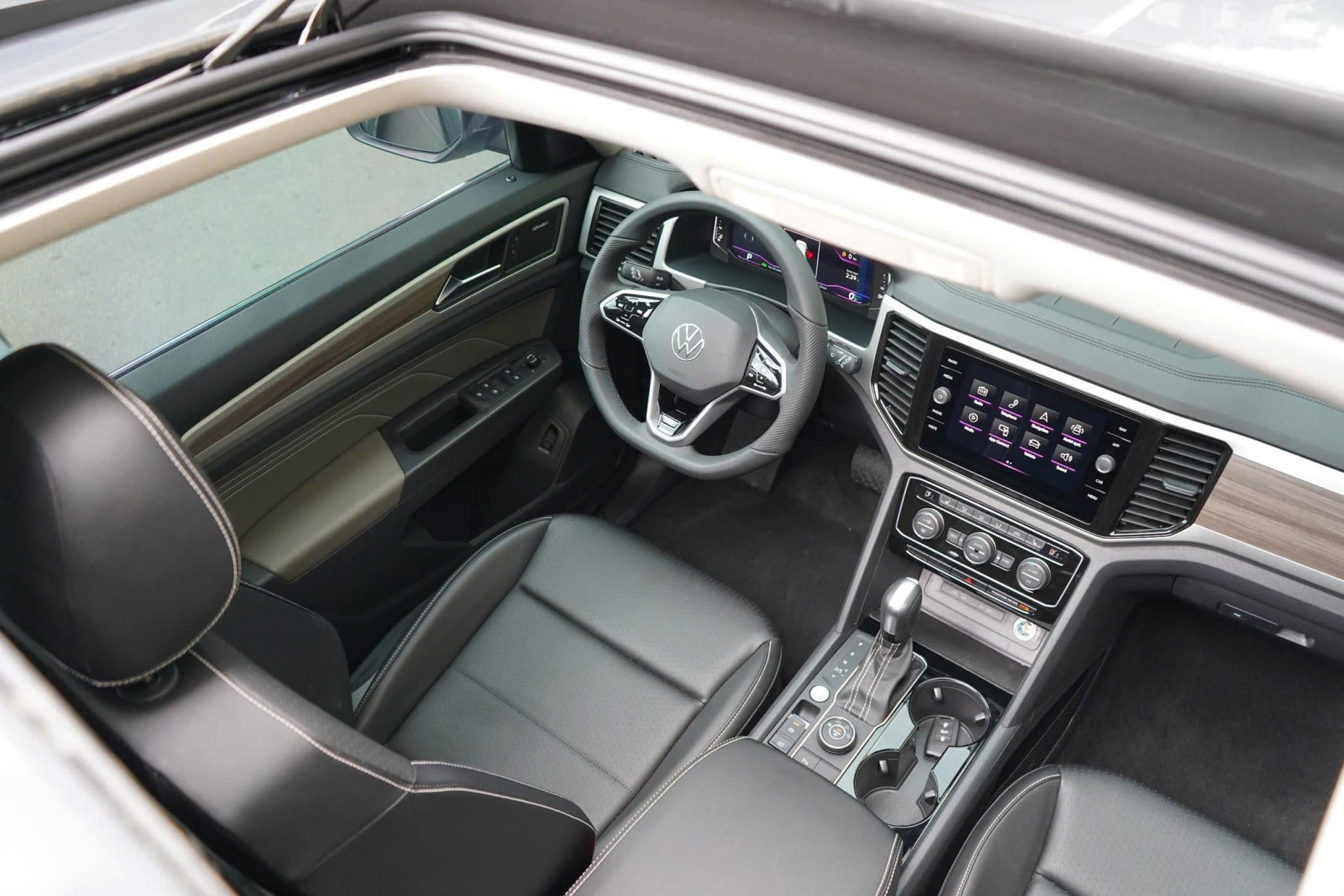 Nội thất da cao cấp Teramont